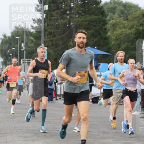 13.09.2026 - Kiel Lauf Andreas Tolksdorf http://msf.ph/oto/10334604 13.09.2026 09:52:27 Kiellinie 139, 1102, 2226, 1054, 7595, 231, 9105 meine-sportfotos.de
