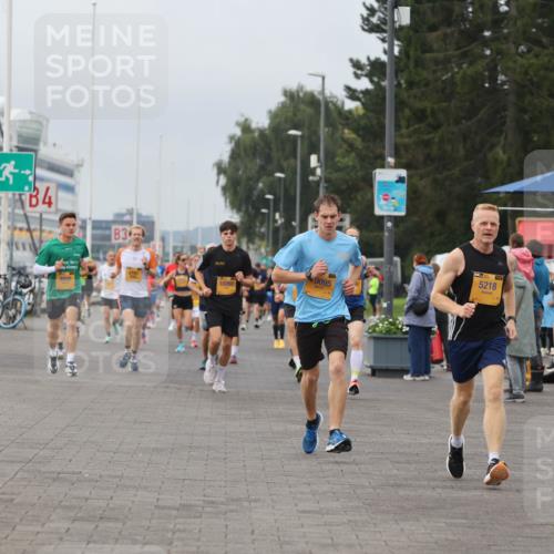 13.09.2026 - Kiel Lauf Andreas Tolksdorf http://msf.ph/oto/10334714 13.09.2026 09:52:32 Kiellinie 13, 84, 3, 8920, 728, 10260, 0095, 5218 meine-sportfotos.de