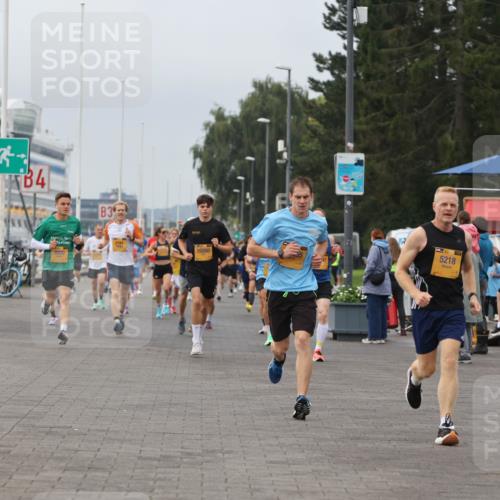 13.09.2026 - Kiel Lauf Andreas Tolksdorf http://msf.ph/oto/10334717 13.09.2026 09:52:32 Kiellinie 3, 4, 3, 8920, 2181, 10260, 5218 meine-sportfotos.de