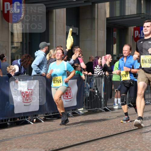 13.09.2026 - 21. swb-Marathon Bremen Strokosch-Dieckow http://msf.ph/oto/10334733 13.09.2026 11:04:22 Ziel 10160, 10198, 10283, 10315, 10481, 10711, 10729, 10755, 10855, 10856, 10877, 10940, 11006, 11114, 11364, 11366, 11395, 11518, 11592, 11705, 11757, 11761, 11991, 12005, 12420, 12493, 12495, 12498, 12500, 12502, 12563, 10182, 10245, 10291, 10390, 10516, 10526, 10613, 10671, 10672, 10726, 10912, 10913, 11214, 11215, 11221, 11248, 11318, 11336, 11410, 11539, 11720, 11726, 11740, 11909, 12001, 12009, 12103, 12113, 12276, 12929 meine-sportfotos.de