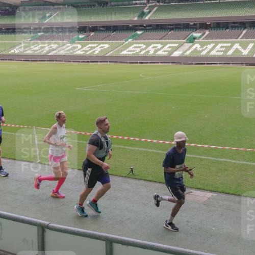13.09.2026 - 21. swb-Marathon Bremen Michael Burmester http://msf.ph/oto/10334743 13.09.2026 13:08:52 Laufen im Stadion 383, 391, 489, 532, 549, 551, 563, 625, 682, 800, 808, 809, 813, 884, 898, 911, 1025, 1072, 1124, 1150, 1173, 1210, 1285, 1289, 1322, 1364, 1395, 1398, 1532, 1559, 1688, 1831, 1854, 1880, 1899, 2003, 2041, 2208, 2215, 2229, 2243, 2283, 2366, 2380, 2405, 2413, 2429, 2441, 2467, 2471, 2492, 2525, 2565, 2611, 2635, 2692, 2727, 2782, 2802, 2823, 2831, 2841, 2866, 2897, 2930, 2931, 2941, 2949, 3032, 3067, 3316, 3333, 3398, 3437, 3707, 3769, 3857, 109 meine-sportfotos.de
