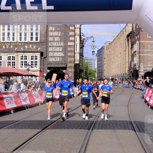 13.09.2026 - 21. swb-Marathon Bremen Tim E. http://msf.ph/oto/10334753 13.09.2026 11:06:33 Ziel 10375, 10376, 10681, 10682, 10852, 11029, 11340, 11374, 11432, 11460, 11674, 11690, 11729, 11786, 11849, 12479 meine-sportfotos.de
