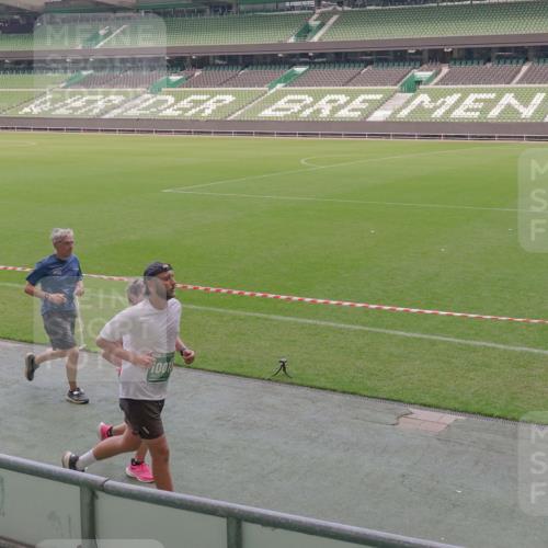 13.09.2026 - 21. swb-Marathon Bremen Michael Burmester http://msf.ph/oto/10334769 13.09.2026 13:08:56 Laufen im Stadion 383, 391, 532, 549, 551, 563, 625, 682, 800, 808, 809, 813, 884, 898, 911, 1025, 1072, 1124, 1150, 1173, 1210, 1285, 1289, 1322, 1364, 1395, 1398, 1532, 1559, 1688, 1831, 1880, 1899, 2003, 2041, 2208, 2215, 2229, 2243, 2366, 2380, 2405, 2413, 2429, 2441, 2467, 2471, 2492, 2525, 2565, 2594, 2611, 2635, 2692, 2727, 2782, 2802, 2823, 2831, 2841, 2866, 2897, 2930, 2931, 2941, 2949, 3032, 3067, 3316, 3333, 3398, 3437, 3707, 3769, 3857, 109 meine-sportfotos.de