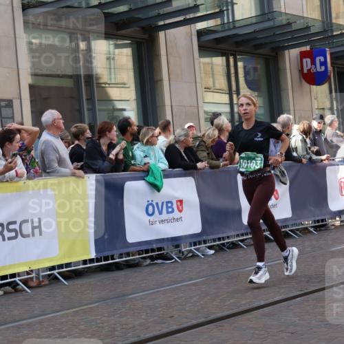 13.09.2026 - 21. swb-Marathon Bremen Strokosch-Dieckow http://msf.ph/oto/10334798 13.09.2026 13:24:31 Ziel 282, 972, 1264, 1516, 2280, 2761, 3015, 4113, 4198, 4262, 4277, 4973, 5328, 5664, 6079, 6360, 6544, 6626, 6807, 6943, 7409, 7854, 8636, 8853, 9152, 9541, 10097, 10103, 776, 789, 790, 1250, 1582, 2295, 2491, 3375, 3524, 3994, 4000, 4559, 5012, 5208, 5481, 5572, 5668, 5669, 5928, 5929, 5953, 6080, 7059, 7069, 7081, 7156, 7568, 8082, 8310, 8415, 8784, 8881, 9087, 9264, 9573, 9676, 9916, 10069, 10071 meine-sportfotos.de