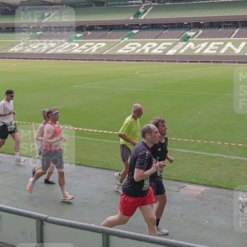 13.09.2026 - 21. swb-Marathon Bremen Michael Burmester http://msf.ph/oto/10334881 13.09.2026 13:09:08 Laufen im Stadion 164, 383, 391, 448, 532, 549, 551, 563, 625, 800, 808, 813, 869, 884, 898, 911, 1025, 1072, 1124, 1150, 1210, 1285, 1289, 1395, 1398, 1559, 1688, 1831, 1880, 1899, 2003, 2041, 2208, 2215, 2229, 2232, 2243, 2366, 2380, 2413, 2429, 2441, 2467, 2471, 2525, 2573, 2594, 2611, 2635, 2692, 2717, 2727, 2782, 2802, 2823, 2831, 2841, 2866, 2897, 2930, 2931, 2941, 3032, 3067, 3086, 3291, 3316, 3333, 3398, 3437, 3707, 3769, 3857, 109 meine-sportfotos.de