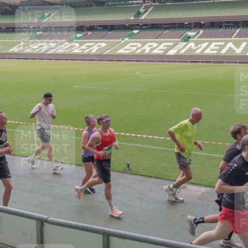 13.09.2026 - 21. swb-Marathon Bremen Michael Burmester http://msf.ph/oto/10334885 13.09.2026 13:09:09 Laufen im Stadion 164, 383, 391, 448, 532, 549, 551, 563, 625, 800, 808, 813, 869, 884, 898, 911, 1025, 1072, 1124, 1150, 1180, 1285, 1289, 1395, 1398, 1559, 1688, 1831, 1880, 1899, 2003, 2041, 2208, 2215, 2229, 2232, 2243, 2366, 2380, 2413, 2429, 2441, 2467, 2471, 2525, 2573, 2594, 2611, 2635, 2692, 2717, 2727, 2782, 2802, 2823, 2831, 2841, 2866, 2897, 2930, 2931, 2941, 3032, 3067, 3086, 3291, 3316, 3333, 3398, 3437, 3707, 3769, 3857, 109 meine-sportfotos.de