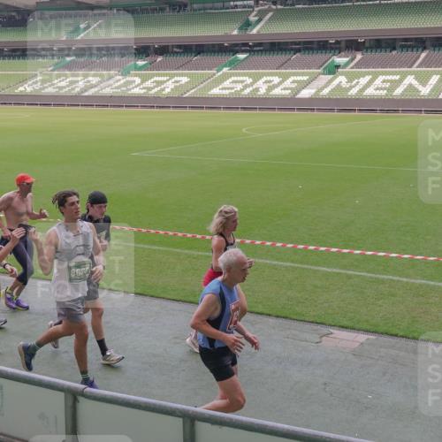 13.09.2026 - 21. swb-Marathon Bremen Michael Burmester http://msf.ph/oto/10334907 13.09.2026 13:09:10 Laufen im Stadion 164, 383, 391, 448, 532, 549, 551, 563, 625, 800, 808, 813, 869, 884, 898, 911, 1025, 1072, 1124, 1150, 1180, 1285, 1289, 1395, 1398, 1559, 1688, 1831, 1880, 1899, 2003, 2041, 2208, 2215, 2229, 2232, 2243, 2366, 2380, 2413, 2429, 2441, 2467, 2471, 2525, 2573, 2594, 2611, 2635, 2692, 2717, 2727, 2782, 2802, 2823, 2831, 2841, 2866, 2897, 2930, 2931, 2941, 3032, 3067, 3086, 3291, 3316, 3333, 3398, 3437, 3707, 3769, 3857, 109 meine-sportfotos.de