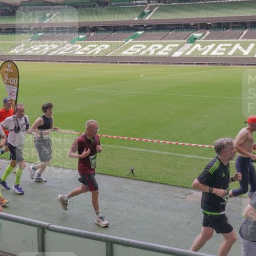 13.09.2026 - 21. swb-Marathon Bremen Michael Burmester http://msf.ph/oto/10334924 13.09.2026 13:09:12 Laufen im Stadion 164, 383, 391, 448, 532, 549, 551, 563, 625, 800, 808, 813, 869, 884, 898, 911, 1025, 1072, 1124, 1150, 1180, 1285, 1289, 1395, 1398, 1559, 1688, 1831, 1880, 1899, 2003, 2041, 2208, 2215, 2229, 2232, 2243, 2366, 2380, 2413, 2429, 2441, 2467, 2471, 2525, 2573, 2594, 2611, 2635, 2692, 2717, 2727, 2782, 2802, 2823, 2831, 2841, 2866, 2897, 2920, 2930, 2931, 2941, 3032, 3063, 3067, 3086, 3291, 3316, 3333, 3398, 3437, 3707, 3769, 3857, 109 meine-sportfotos.de