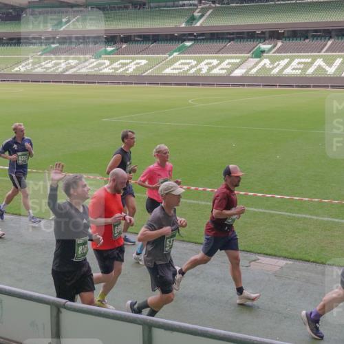 13.09.2026 - 21. swb-Marathon Bremen Michael Burmester http://msf.ph/oto/10334957 13.09.2026 13:09:15 Laufen im Stadion 164, 383, 391, 448, 532, 549, 551, 563, 625, 800, 808, 813, 869, 884, 898, 1025, 1072, 1124, 1150, 1180, 1285, 1289, 1395, 1398, 1559, 1688, 1831, 1880, 1899, 2041, 2208, 2215, 2229, 2232, 2243, 2366, 2380, 2413, 2429, 2441, 2467, 2471, 2525, 2573, 2594, 2611, 2635, 2692, 2714, 2717, 2727, 2782, 2823, 2841, 2866, 2897, 2920, 2930, 2931, 2941, 3032, 3063, 3067, 3086, 3291, 3316, 3333, 3398, 3437, 3707, 3769, 3857, 109 meine-sportfotos.de