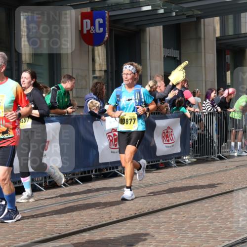 13.09.2026 - 21. swb-Marathon Bremen Strokosch-Dieckow http://msf.ph/oto/10334992 13.09.2026 11:04:27 Ziel 10160, 10198, 10283, 10315, 10481, 10711, 10729, 10741, 10855, 10856, 10877, 10940, 11006, 11114, 11133, 11272, 11364, 11366, 11395, 11518, 11592, 11705, 11757, 11761, 11939, 11991, 12005, 12420, 12493, 12495, 12498, 12500, 12502, 12563, 10160, 10182, 10245, 10291, 10390, 10516, 10526, 10613, 10671, 10672, 10755, 11214, 11215, 11221, 11248, 11336, 11410, 11539, 11720, 11726, 11740, 11761, 12001, 12009, 12103, 12113, 12276, 12929 meine-sportfotos.de