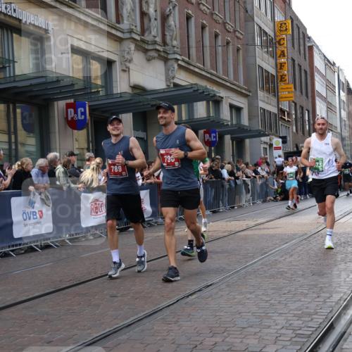 13.09.2026 - 21. swb-Marathon Bremen Strokosch-Dieckow http://msf.ph/oto/10335073 13.09.2026 13:24:38 Ziel 972, 1080, 1166, 1264, 1516, 2280, 2322, 2761, 3015, 3105, 4091, 4113, 4198, 4262, 4277, 4507, 4918, 4973, 5664, 6079, 6360, 6544, 6626, 6807, 6943, 7409, 7854, 8245, 8853, 9073, 9152, 9360, 10103, 282, 789, 790, 1250, 1582, 2280, 2295, 3375, 3524, 3994, 4000, 4559, 5328, 5572, 5668, 5669, 5929, 5953, 6080, 7156, 7568, 8310, 8415, 8636, 8784, 8881, 9264, 9541, 9573, 9676, 10069, 10071, 10097 meine-sportfotos.de