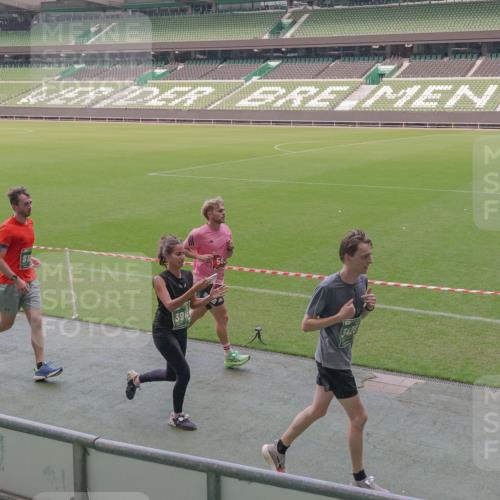 13.09.2026 - 21. swb-Marathon Bremen Michael Burmester http://msf.ph/oto/10335103 13.09.2026 13:09:28 Laufen im Stadion 164, 383, 391, 448, 532, 549, 551, 563, 625, 813, 869, 884, 898, 1025, 1072, 1124, 1150, 1180, 1285, 1289, 1398, 1559, 1688, 1855, 1867, 1880, 1899, 2041, 2208, 2215, 2229, 2232, 2243, 2268, 2366, 2380, 2413, 2429, 2441, 2467, 2471, 2525, 2530, 2553, 2573, 2594, 2635, 2692, 2714, 2717, 2727, 2782, 2785, 2823, 2841, 2897, 2920, 2930, 2931, 2941, 3032, 3063, 3067, 3086, 3291, 3316, 3333, 3398, 3437, 3707, 3769, 3857, 109 meine-sportfotos.de