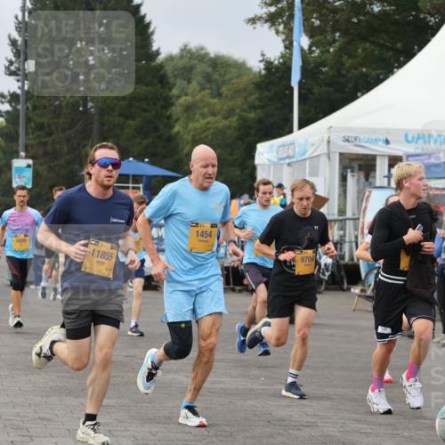 13.09.2026 - Kiel Lauf Andreas Tolksdorf http://msf.ph/oto/10335120 13.09.2026 09:52:53 Kiellinie 3825, 39, 11855, 39, 1454, 9704, 8509 meine-sportfotos.de