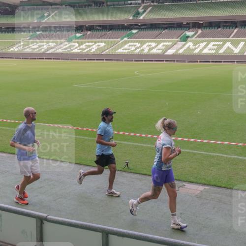 13.09.2026 - 21. swb-Marathon Bremen Michael Burmester http://msf.ph/oto/10335206 13.09.2026 13:09:41 Laufen im Stadion 164, 383, 391, 448, 532, 549, 563, 625, 813, 869, 898, 1025, 1072, 1124, 1150, 1180, 1289, 1398, 1559, 1855, 1867, 1880, 1899, 2041, 2202, 2208, 2229, 2232, 2243, 2268, 2339, 2380, 2413, 2429, 2441, 2467, 2471, 2525, 2530, 2553, 2573, 2594, 2635, 2682, 2692, 2714, 2717, 2727, 2785, 2823, 2841, 2897, 2920, 2930, 2931, 2932, 2941, 3032, 3063, 3067, 3086, 3089, 3122, 3291, 3316, 3333, 3398, 3410, 3437, 3707, 3769, 3857, 109 meine-sportfotos.de