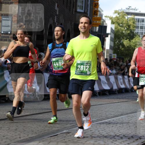 13.09.2026 - 21. swb-Marathon Bremen Strokosch-Dieckow http://msf.ph/oto/10335256 13.09.2026 13:17:39 Ziel 842, 2052, 3148, 4805, 6095, 6624, 6734, 6759, 6803, 8253, 8418, 8532, 8714, 2125, 2812, 3051, 3192, 4286, 4374, 4498, 4499, 4620, 5530, 5817, 9505, 9595, 9596, 13041, 13107 meine-sportfotos.de