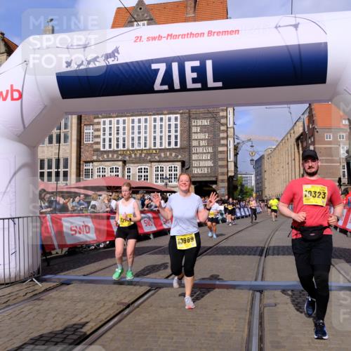 13.09.2026 - 21. swb-Marathon Bremen Tim E. http://msf.ph/oto/10335338 13.09.2026 11:06:58 Ziel 10323, 10654, 10795, 10849, 10989, 11021, 11066, 11240, 11370, 12124, 12146, 12219, 12249, 12485 meine-sportfotos.de