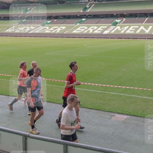 13.09.2026 - 21. swb-Marathon Bremen Michael Burmester http://msf.ph/oto/10335363 13.09.2026 13:10:02 Laufen im Stadion 164, 373, 383, 391, 448, 532, 549, 563, 581, 625, 813, 869, 898, 1025, 1072, 1150, 1180, 1398, 1738, 1855, 1867, 1880, 1894, 1967, 2202, 2208, 2232, 2243, 2268, 2284, 2333, 2339, 2342, 2380, 2413, 2429, 2432, 2441, 2467, 2471, 2525, 2530, 2553, 2573, 2594, 2654, 2682, 2692, 2714, 2717, 2784, 2785, 2819, 2823, 2841, 2920, 2931, 2932, 2941, 3032, 3063, 3086, 3089, 3122, 3174, 3207, 3208, 3291, 3316, 3333, 3370, 3398, 3410, 3437, 3470, 3707, 3769, 3857, 109 meine-sportfotos.de