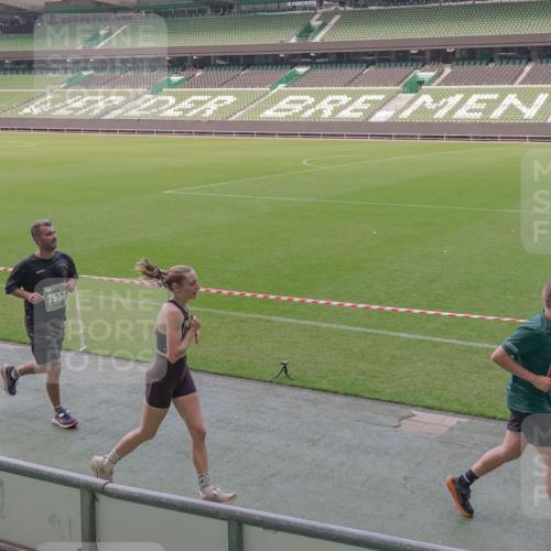 13.09.2026 - 21. swb-Marathon Bremen Michael Burmester http://msf.ph/oto/10335421 13.09.2026 13:10:08 Laufen im Stadion 164, 373, 383, 391, 448, 532, 549, 563, 581, 625, 813, 869, 898, 1025, 1072, 1150, 1180, 1398, 1738, 1855, 1867, 1880, 1894, 1967, 2202, 2208, 2232, 2243, 2268, 2284, 2333, 2339, 2342, 2413, 2429, 2432, 2441, 2471, 2525, 2530, 2553, 2573, 2594, 2654, 2682, 2692, 2714, 2717, 2784, 2785, 2819, 2823, 2920, 2931, 2932, 2941, 3026, 3032, 3063, 3086, 3089, 3122, 3174, 3207, 3208, 3291, 3316, 3333, 3370, 3398, 3410, 3437, 3470, 3707, 3769, 3857, 109 meine-sportfotos.de
