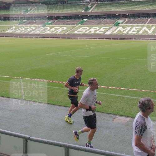 13.09.2026 - 21. swb-Marathon Bremen Michael Burmester http://msf.ph/oto/10335487 13.09.2026 13:10:17 Laufen im Stadion 164, 373, 383, 391, 448, 532, 549, 563, 581, 625, 813, 869, 898, 984, 1072, 1150, 1180, 1398, 1738, 1855, 1867, 1880, 1894, 1967, 2202, 2208, 2232, 2243, 2268, 2284, 2330, 2333, 2339, 2342, 2413, 2429, 2432, 2441, 2443, 2471, 2525, 2530, 2531, 2553, 2573, 2589, 2594, 2654, 2682, 2692, 2714, 2717, 2784, 2785, 2819, 2836, 2920, 2931, 2932, 2941, 3026, 3032, 3063, 3086, 3089, 3122, 3174, 3207, 3208, 3291, 3316, 3333, 3370, 3398, 3409, 3410, 3437, 3470, 3549, 3707, 3769, 3857, 109 meine-sportfotos.de
