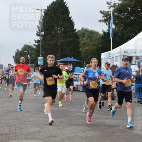 13.09.2026 - Kiel Lauf Andreas Tolksdorf http://msf.ph/oto/10335490 13.09.2026 09:53:10 Kiellinie 13, 4, 1300, 10233, 4744, 9868, 1734, 166 meine-sportfotos.de