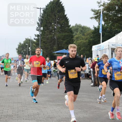 13.09.2026 - Kiel Lauf Andreas Tolksdorf http://msf.ph/oto/10335504 13.09.2026 09:53:11 Kiellinie 84, 1300, 38, 10233, 56, 39, 9868 meine-sportfotos.de