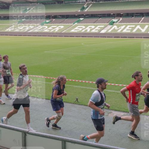 13.09.2026 - 21. swb-Marathon Bremen Michael Burmester http://msf.ph/oto/10335512 13.09.2026 13:10:20 Laufen im Stadion 164, 373, 383, 391, 448, 532, 549, 563, 581, 625, 813, 869, 898, 984, 1072, 1150, 1180, 1738, 1855, 1867, 1880, 1894, 1967, 2202, 2208, 2232, 2243, 2268, 2284, 2330, 2333, 2339, 2342, 2429, 2432, 2441, 2443, 2471, 2525, 2530, 2531, 2553, 2573, 2589, 2594, 2654, 2682, 2692, 2714, 2717, 2784, 2785, 2819, 2836, 2920, 2931, 2932, 2941, 3026, 3032, 3063, 3086, 3089, 3122, 3174, 3207, 3208, 3291, 3316, 3333, 3370, 3398, 3409, 3410, 3437, 3470, 3549, 3707, 3769, 3857, 109 meine-sportfotos.de