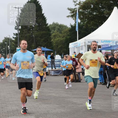 13.09.2026 - Kiel Lauf Andreas Tolksdorf http://msf.ph/oto/10335610 13.09.2026 09:53:16 Kiellinie 84, 8837, 1138, 11781, 4681, 312 meine-sportfotos.de