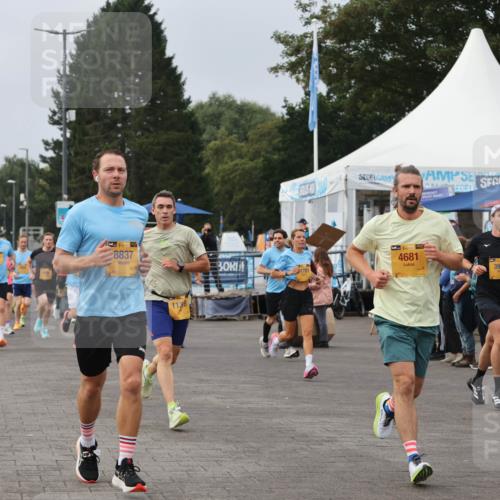 13.09.2026 - Kiel Lauf Andreas Tolksdorf http://msf.ph/oto/10335618 13.09.2026 09:53:16 Kiellinie 38, 8837, 1138, 4681, 3951 meine-sportfotos.de