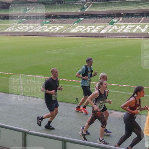 13.09.2026 - 21. swb-Marathon Bremen Michael Burmester http://msf.ph/oto/10335623 13.09.2026 13:10:33 Laufen im Stadion 164, 265, 373, 383, 391, 448, 532, 563, 581, 813, 869, 898, 984, 1072, 1180, 1738, 1855, 1867, 1894, 1967, 2202, 2208, 2232, 2243, 2268, 2284, 2299, 2330, 2333, 2339, 2342, 2432, 2443, 2471, 2525, 2530, 2531, 2553, 2573, 2589, 2594, 2654, 2669, 2682, 2714, 2717, 2784, 2785, 2819, 2836, 2920, 2931, 2932, 3026, 3032, 3063, 3086, 3089, 3122, 3159, 3174, 3207, 3208, 3291, 3316, 3333, 3352, 3370, 3398, 3409, 3410, 3437, 3470, 3549, 3707, 3769, 3857, 109 meine-sportfotos.de