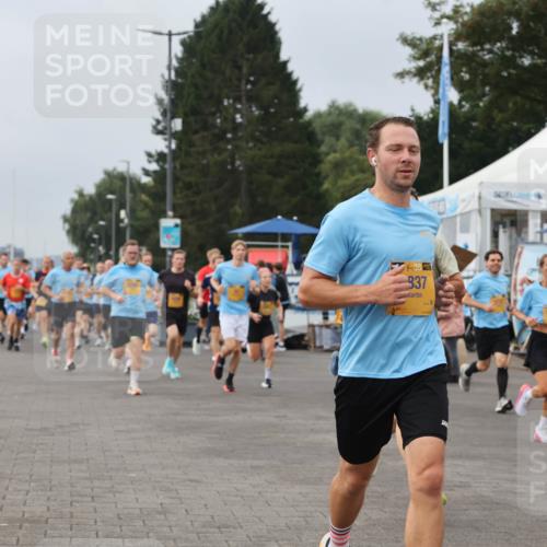 13.09.2026 - Kiel Lauf Andreas Tolksdorf http://msf.ph/oto/10335633 13.09.2026 09:53:17 Kiellinie 38, 937, 11781 meine-sportfotos.de