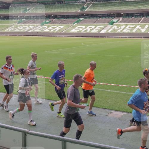 13.09.2026 - 21. swb-Marathon Bremen Michael Burmester http://msf.ph/oto/10335653 13.09.2026 13:10:35 Laufen im Stadion 164, 265, 373, 383, 391, 448, 532, 563, 581, 813, 869, 898, 984, 1072, 1180, 1738, 1855, 1867, 1894, 1967, 2202, 2208, 2232, 2268, 2284, 2299, 2330, 2333, 2339, 2342, 2432, 2443, 2471, 2525, 2530, 2531, 2553, 2573, 2589, 2594, 2654, 2669, 2682, 2714, 2717, 2784, 2785, 2819, 2836, 2920, 2931, 2932, 3026, 3032, 3063, 3086, 3089, 3122, 3159, 3174, 3207, 3208, 3291, 3316, 3333, 3352, 3370, 3398, 3409, 3410, 3437, 3470, 3549, 3707, 3769, 3857, 109 meine-sportfotos.de