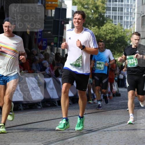 13.09.2026 - 21. swb-Marathon Bremen Strokosch-Dieckow http://msf.ph/oto/10335654 13.09.2026 13:17:56 Ziel 560, 771, 1297, 2008, 2125, 2234, 2812, 3760, 4171, 4498, 4499, 4620, 5041, 5550, 5817, 6803, 7901, 8100, 8250, 8253, 8446, 8532, 8714, 9075, 9400, 9505, 13107, 1631, 1797, 1872, 2260, 2634, 2671, 3241, 3458, 3514, 3634, 4131, 4733, 5292, 5695, 5948, 6152, 6290, 6448, 8094, 8805, 8943, 8944, 9134, 9609 meine-sportfotos.de