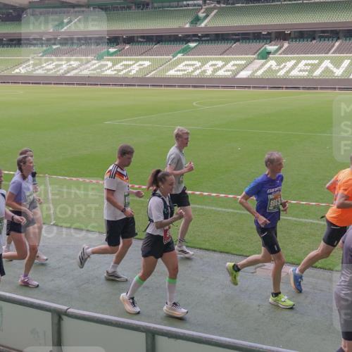 13.09.2026 - 21. swb-Marathon Bremen Michael Burmester http://msf.ph/oto/10335659 13.09.2026 13:10:36 Laufen im Stadion 164, 265, 373, 383, 391, 448, 532, 563, 581, 813, 869, 898, 984, 1072, 1180, 1738, 1855, 1867, 1894, 1967, 2202, 2208, 2232, 2268, 2284, 2299, 2330, 2333, 2339, 2342, 2432, 2443, 2471, 2525, 2530, 2531, 2553, 2573, 2589, 2594, 2654, 2669, 2682, 2714, 2717, 2784, 2785, 2819, 2836, 2920, 2931, 2932, 3026, 3032, 3063, 3086, 3089, 3122, 3159, 3174, 3207, 3208, 3291, 3316, 3333, 3352, 3370, 3398, 3409, 3410, 3437, 3470, 3549, 3707, 3769, 3857, 109 meine-sportfotos.de