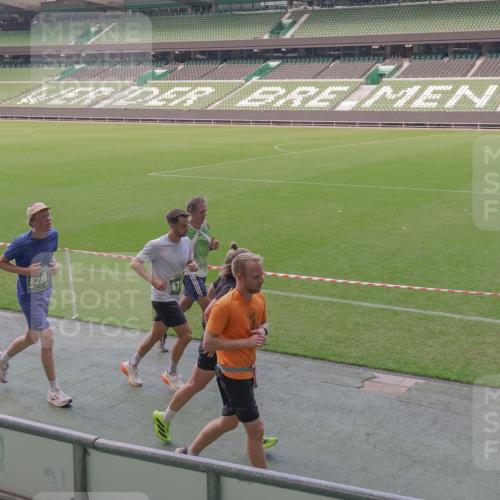 13.09.2026 - 21. swb-Marathon Bremen Michael Burmester http://msf.ph/oto/10335696 13.09.2026 13:10:40 Laufen im Stadion 164, 265, 373, 383, 391, 448, 532, 563, 581, 869, 898, 984, 1180, 1738, 1855, 1867, 1894, 1952, 1967, 2202, 2232, 2268, 2284, 2299, 2330, 2333, 2339, 2342, 2432, 2443, 2471, 2525, 2530, 2531, 2553, 2573, 2589, 2594, 2654, 2669, 2682, 2714, 2717, 2784, 2785, 2819, 2836, 2920, 2931, 2932, 3026, 3032, 3063, 3086, 3089, 3122, 3159, 3174, 3207, 3208, 3291, 3316, 3333, 3352, 3370, 3398, 3409, 3410, 3437, 3470, 3549, 3707, 3769, 3857, 109 meine-sportfotos.de