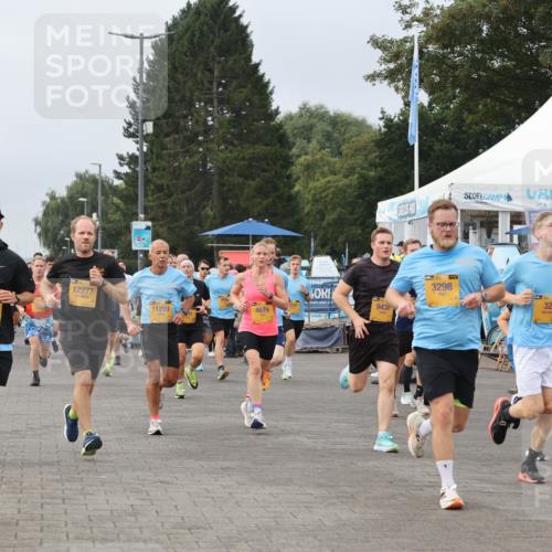 13.09.2026 - Kiel Lauf Andreas Tolksdorf http://msf.ph/oto/10335715 13.09.2026 09:53:20 Kiellinie 3, 4, 2673, 12277, 11299, 4679, 9438, 3298, 011 meine-sportfotos.de