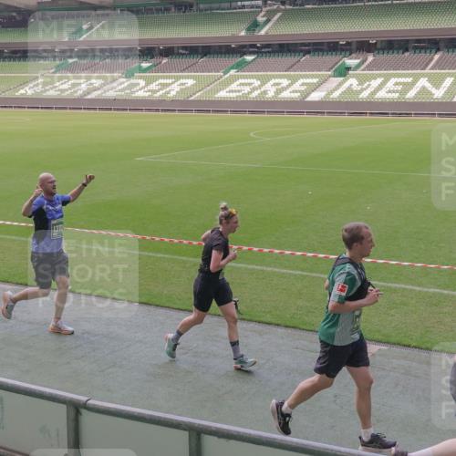 13.09.2026 - 21. swb-Marathon Bremen Michael Burmester http://msf.ph/oto/10335756 13.09.2026 13:10:46 Laufen im Stadion 164, 265, 373, 391, 448, 532, 581, 869, 898, 984, 1180, 1738, 1855, 1867, 1894, 1952, 1967, 2202, 2232, 2268, 2281, 2284, 2299, 2330, 2333, 2339, 2342, 2432, 2443, 2471, 2525, 2530, 2531, 2553, 2573, 2589, 2594, 2654, 2669, 2682, 2714, 2717, 2784, 2785, 2804, 2819, 2836, 2920, 2932, 3026, 3032, 3063, 3086, 3089, 3122, 3159, 3174, 3207, 3208, 3291, 3316, 3333, 3352, 3370, 3398, 3409, 3410, 3470, 3549, 3707, 3769, 109, 551 meine-sportfotos.de