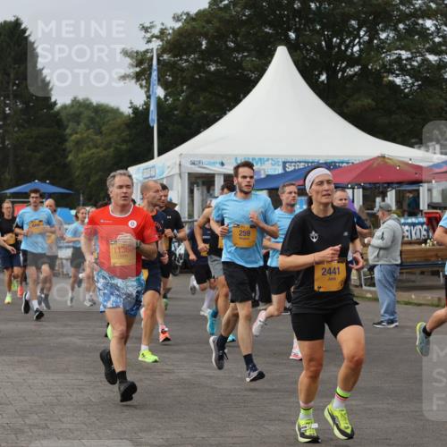13.09.2026 - Kiel Lauf Andreas Tolksdorf http://msf.ph/oto/10335873 13.09.2026 09:53:24 Kiellinie 577, 4477, 8496, 11368, 259, 2441, 1259 meine-sportfotos.de