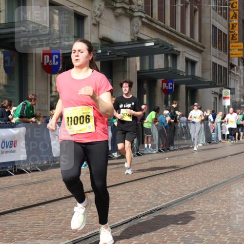 13.09.2026 - 21. swb-Marathon Bremen Strokosch-Dieckow http://msf.ph/oto/10335878 13.09.2026 11:04:46 Ziel 10315, 10370, 10465, 10576, 10718, 10729, 10741, 10800, 10850, 10855, 10856, 10975, 10995, 11102, 11105, 11133, 11157, 11218, 11272, 11281, 11326, 11395, 11518, 11584, 11616, 11722, 11757, 11900, 11939, 12002, 12011, 12064, 12079, 12080, 12099, 12235, 12335, 12420, 12522, 10160, 10198, 10283, 10315, 10481, 10711, 10755, 10856, 10877, 10940, 11006, 11114, 11364, 11366, 11395, 11592, 11705, 11757, 11761, 11991, 12005 meine-sportfotos.de