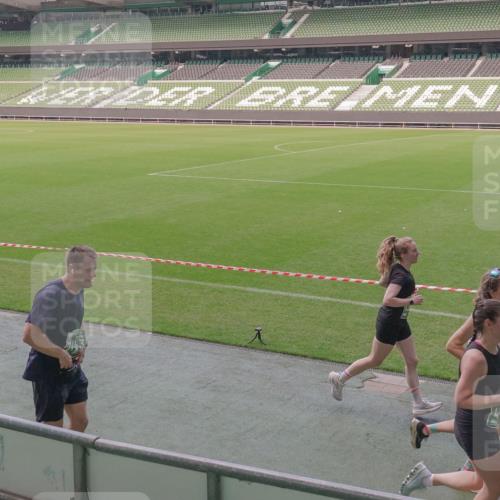 13.09.2026 - 21. swb-Marathon Bremen Michael Burmester http://msf.ph/oto/10336174 13.09.2026 13:11:32 Laufen im Stadion 265, 373, 581, 703, 843, 984, 1113, 1226, 1435, 1738, 1849, 1851, 1855, 1867, 1894, 1936, 1952, 1967, 2202, 2248, 2268, 2281, 2284, 2299, 2330, 2333, 2336, 2339, 2342, 2353, 2375, 2377, 2398, 2426, 2432, 2443, 2531, 2553, 2589, 2654, 2659, 2669, 2673, 2682, 2784, 2804, 2819, 2822, 2836, 2850, 2907, 2932, 2976, 3026, 3027, 3079, 3082, 3089, 3122, 3143, 3159, 3174, 3207, 3208, 3308, 3328, 3349, 3352, 3370, 3409, 3410, 3470, 3549, 551 meine-sportfotos.de