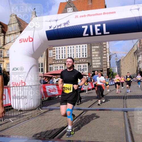 13.09.2026 - 21. swb-Marathon Bremen Tim E. http://msf.ph/oto/10336225 13.09.2026 11:07:34 Ziel 10205, 10360, 10488, 10695, 10748, 11100, 11123, 11246, 11393, 11417, 11439, 11600, 11684, 11696, 11759, 11822, 11823, 11865, 11917, 12020, 12173, 12255, 12266, 12536 meine-sportfotos.de