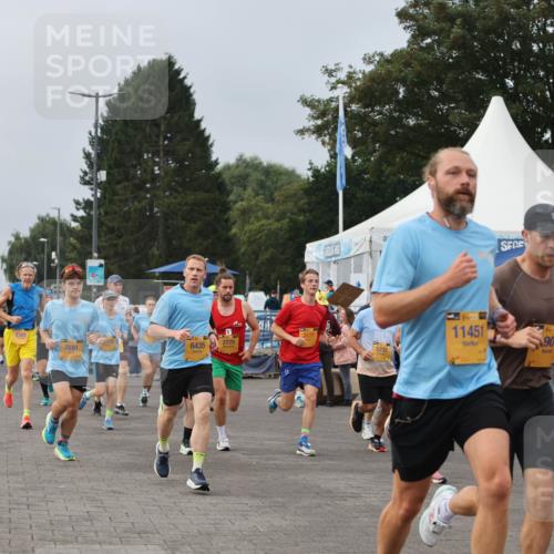 13.09.2026 - Kiel Lauf Andreas Tolksdorf http://msf.ph/oto/10336285 13.09.2026 09:53:41 Kiellinie 6225, 83, 9389, 3177, 1278, 2775, 7691, 6435, 5737, 4, 39, 11451, 903, 12675 meine-sportfotos.de