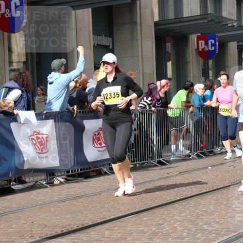 13.09.2026 - 21. swb-Marathon Bremen Strokosch-Dieckow http://msf.ph/oto/10336296 13.09.2026 11:04:56 Ziel 10370, 10411, 10465, 10576, 10697, 10717, 10718, 10800, 10802, 10850, 10975, 10995, 11102, 11105, 11157, 11218, 11281, 11326, 11334, 11584, 11616, 11722, 11900, 12002, 12011, 12064, 12079, 12080, 12099, 12251, 12335, 10198, 10283, 10315, 10465, 10481, 10729, 10741, 10850, 10855, 10856, 10877, 10940, 10975, 11006, 11114, 11133, 11272, 11364, 11366, 11395, 11518, 11592, 11705, 11757, 11939, 12005 meine-sportfotos.de