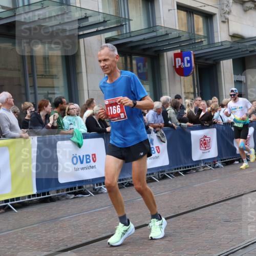 13.09.2026 - 21. swb-Marathon Bremen Strokosch-Dieckow http://msf.ph/oto/10336308 13.09.2026 13:25:16 Ziel 150, 191, 209, 260, 1458, 1650, 1658, 1752, 2421, 2781, 3124, 3186, 3806, 4439, 4717, 4927, 5139, 5703, 5755, 5814, 6380, 7252, 8357, 8545, 8597, 8695, 8769, 8890, 9299, 9440, 9460, 9468, 9506, 13025, 972, 1080, 1119, 1166, 1264, 1436, 1448, 1658, 2046, 2322, 3105, 3168, 3187, 4091, 4113, 4294, 4459, 4507, 4918, 4973, 6079, 6113, 6544, 6943, 7306, 7326, 7409, 8245, 8357, 9036, 9073, 9152, 9299, 9360, 9460, 9493, 9563, 13025, 13088 meine-sportfotos.de