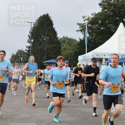 13.09.2026 - Kiel Lauf Andreas Tolksdorf http://msf.ph/oto/10336316 13.09.2026 09:53:42 Kiellinie 6225, 9389, 7691, 39, 6435, 3177, 5737 meine-sportfotos.de