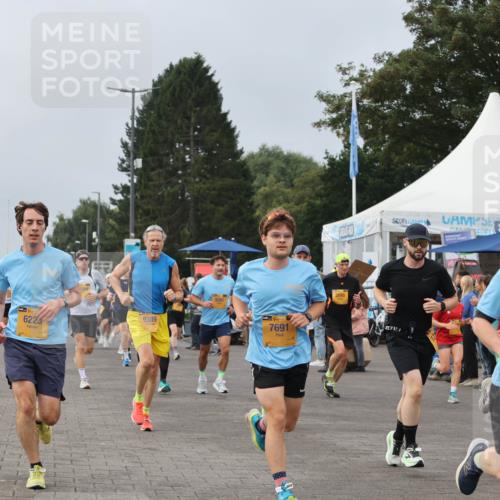 13.09.2026 - Kiel Lauf Andreas Tolksdorf http://msf.ph/oto/10336324 13.09.2026 09:53:42 Kiellinie 39, 6223, 594, 9389, 9261, 381, 7691, 6435 meine-sportfotos.de