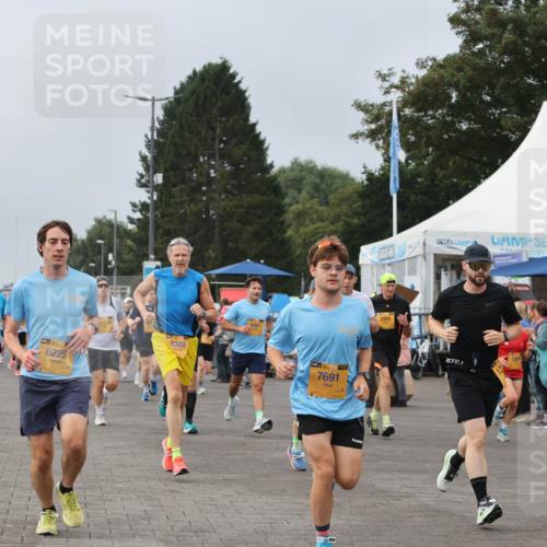 13.09.2026 - Kiel Lauf Andreas Tolksdorf http://msf.ph/oto/10336329 13.09.2026 09:53:42 Kiellinie 6225, 11594, 9389, 9261, 7691, 6435 meine-sportfotos.de
