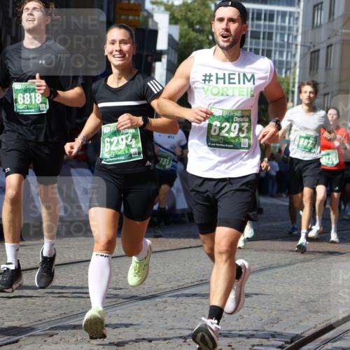 13.09.2026 - 21. swb-Marathon Bremen Strokosch-Dieckow http://msf.ph/oto/10336343 13.09.2026 13:18:26 Ziel 948, 1631, 1797, 1872, 2001, 2260, 2634, 2671, 3241, 3458, 3514, 3634, 4131, 4733, 5292, 5695, 5935, 5948, 6152, 6290, 6448, 8094, 8805, 8869, 8943, 8944, 9134, 9609, 9837, 10065, 465, 2055, 2324, 2948, 3631, 4413, 4642, 5867, 6293, 6294, 6818, 7245, 7731, 8404, 8540, 8743, 8872, 9019, 9275, 9327, 9833 meine-sportfotos.de