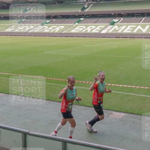 13.09.2026 - 21. swb-Marathon Bremen Michael Burmester http://msf.ph/oto/10336390 13.09.2026 13:12:01 Laufen im Stadion 118, 265, 373, 514, 581, 703, 843, 984, 1113, 1226, 1286, 1334, 1435, 1738, 1849, 1851, 1936, 1952, 1967, 2005, 2248, 2264, 2281, 2299, 2330, 2333, 2336, 2353, 2375, 2377, 2398, 2426, 2432, 2443, 2505, 2531, 2589, 2659, 2669, 2673, 2765, 2784, 2804, 2815, 2822, 2836, 2850, 2860, 2895, 2907, 2963, 2966, 2975, 2976, 3026, 3027, 3079, 3082, 3143, 3155, 3159, 3174, 3207, 3208, 3308, 3328, 3349, 3352, 3409, 3434, 3470, 3549, 551 meine-sportfotos.de