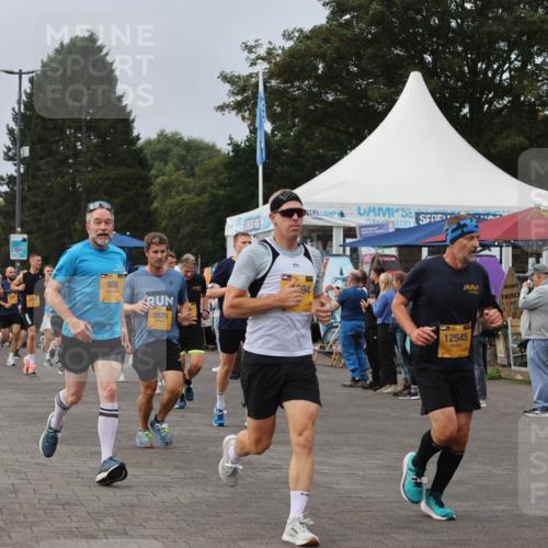 13.09.2026 - Kiel Lauf Andreas Tolksdorf http://msf.ph/oto/10336395 13.09.2026 09:53:45 Kiellinie 849, 908, 9879, 12545, 9261 meine-sportfotos.de