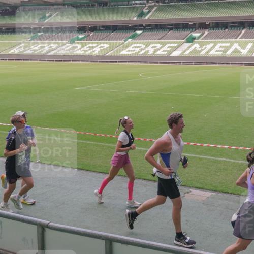 13.09.2026 - 21. swb-Marathon Bremen Michael Burmester http://msf.ph/oto/10336405 13.09.2026 13:12:03 Laufen im Stadion 118, 265, 373, 514, 581, 703, 843, 984, 1113, 1226, 1286, 1334, 1435, 1738, 1849, 1851, 1936, 1952, 2005, 2248, 2264, 2281, 2299, 2330, 2333, 2336, 2353, 2375, 2377, 2398, 2426, 2432, 2443, 2505, 2531, 2589, 2659, 2669, 2673, 2684, 2765, 2784, 2804, 2815, 2822, 2836, 2850, 2860, 2895, 2907, 2963, 2966, 2975, 2976, 3026, 3027, 3079, 3082, 3143, 3155, 3159, 3174, 3207, 3308, 3328, 3349, 3352, 3409, 3434, 3470, 3549, 551 meine-sportfotos.de